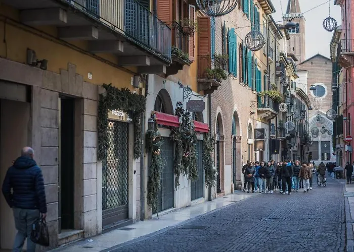 Residenza Santa Anastasia With Ac And Lift *