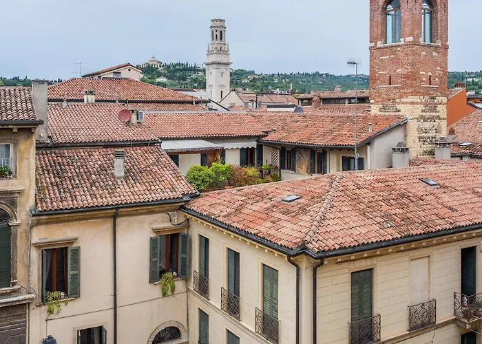 Residenza Santa Anastasia With Ac And Lift Apartmán Verona